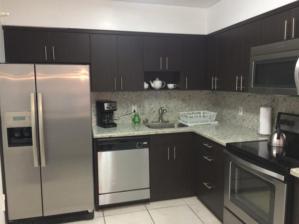 Apartment At The Beach North Bay Village Экстерьер фото