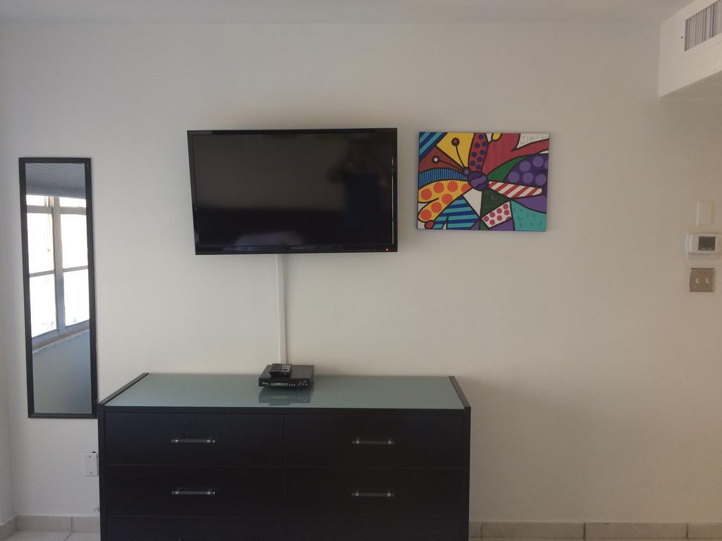 Apartment At The Beach North Bay Village Экстерьер фото